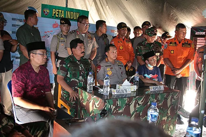 Panglima TNI dan Kapolri Tinjau Pos Satgas TNI-Polri di Tembagapura