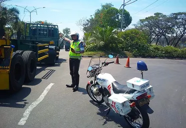 Antisipasi Unjuk Rasa Dilakukan Pengalihan Arus Lalin