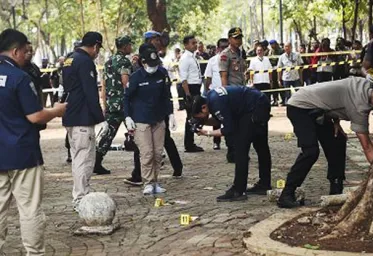 Polisi Dalami Motif Ledakan di Area Monas