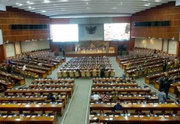 Demi Selamatkan Demokrasi DPR Diharap Tolak Perppu Ciptaker 