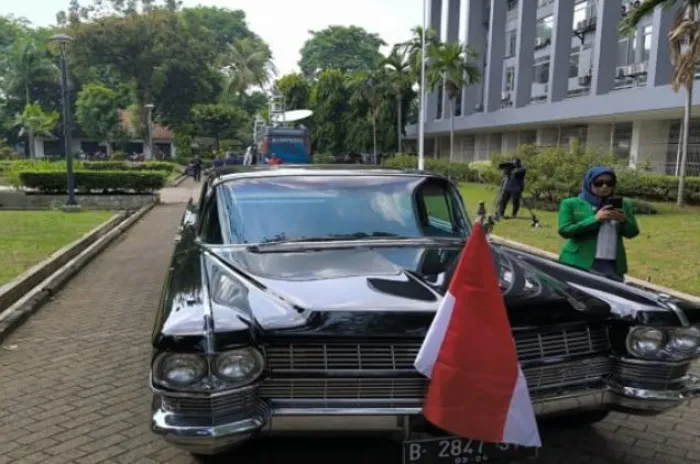 Gunakan Eks Mobil Dinas Sukarno Pasangan Ganjar-Mahfud Bakal Konvoi ke KPU