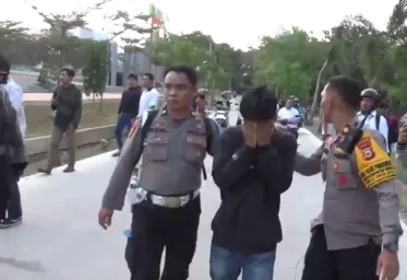 Kampus UMI Makassar Diserang Orang Tak Dikenal Polisi dan Wartawan Nyaris Kena Panah