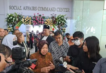 Terkait Penggeledahan KPK Risma Mengaku Tidak Tahu Masalahnya