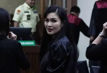 Sandra Dewi Mengaku Tidak Tahu  Asal Duit Harvey Beli MINI Cooper