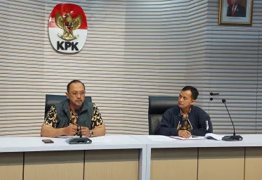 KPK Tesilisik Anggota DPRD Jatim Yang Terima Fee Dana Hibah