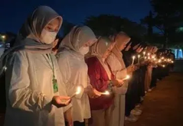 Keluarga Korban Saat Mengadu ke DPR  Keluarga Korban Bully PPDS Undip Mengaku Anaknya Disiksa