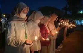 Nasional Keluarga Korban Saat Mengadu ke DPR  Keluarga Korban Bully PPDS Undip Mengaku Anaknya Disiksa