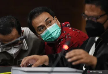 Azis Syamsuddin Diperiksa KPK  Terkait Kasus Dugaan Pemerasan di Rutan