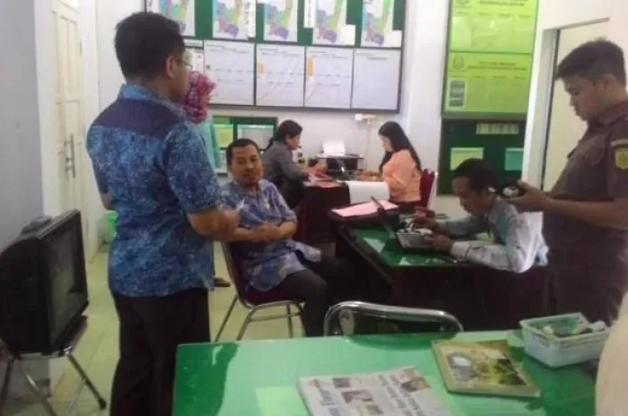 Kepsek SMAN 10 Kota Bandung Jadi Tersangka Korupsi Dana BOS