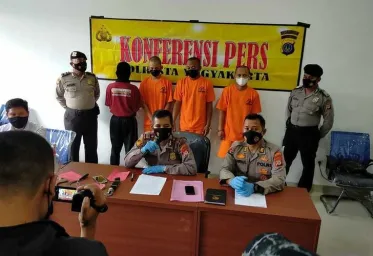 Empat Anggota Gank Pelaku Klitih Ditangkap Polisi Setelah Tancapkan Celurit di Bahu Ojol