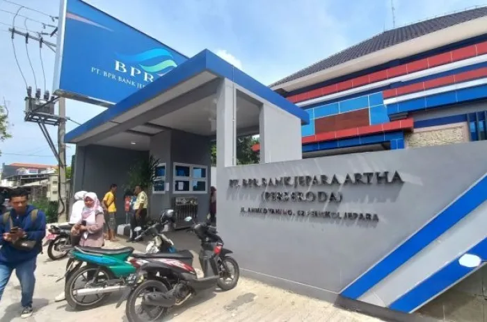 Uang Rp 11,7 Miliar  Berhasil Disita KPK Dari Tersangka Kasus BPR Bank Jepara Artha