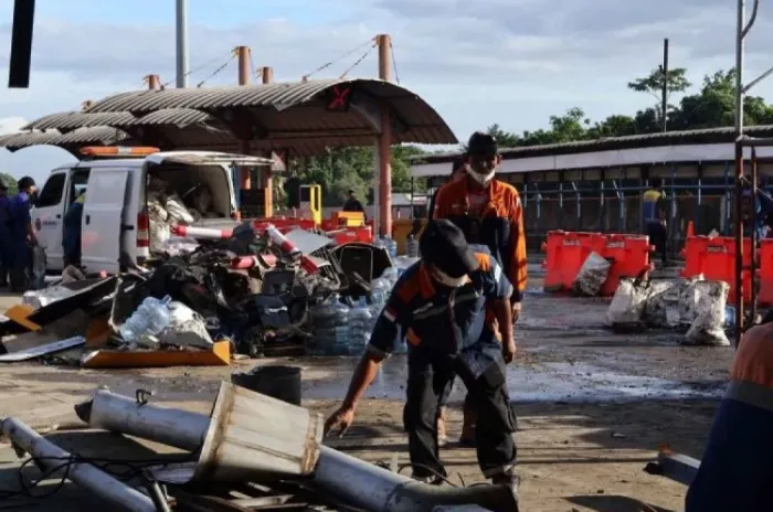 Kecelakaan Maut Gerbang Tol Ciawi, Polisi Kumpulkan Saksi dan Pelajari CCTV